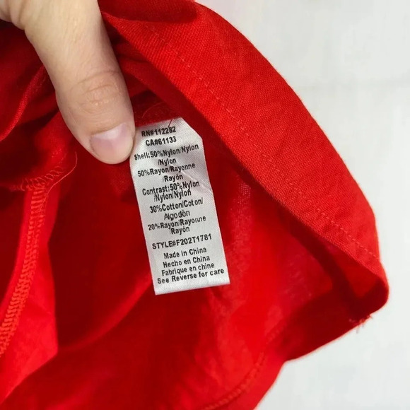 Adelyn Rae Red Twist Front Keyhole Top - Picture 11 of 13